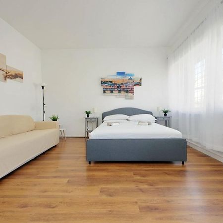 Zucchi Rooms Ρώμη Εξωτερικό φωτογραφία