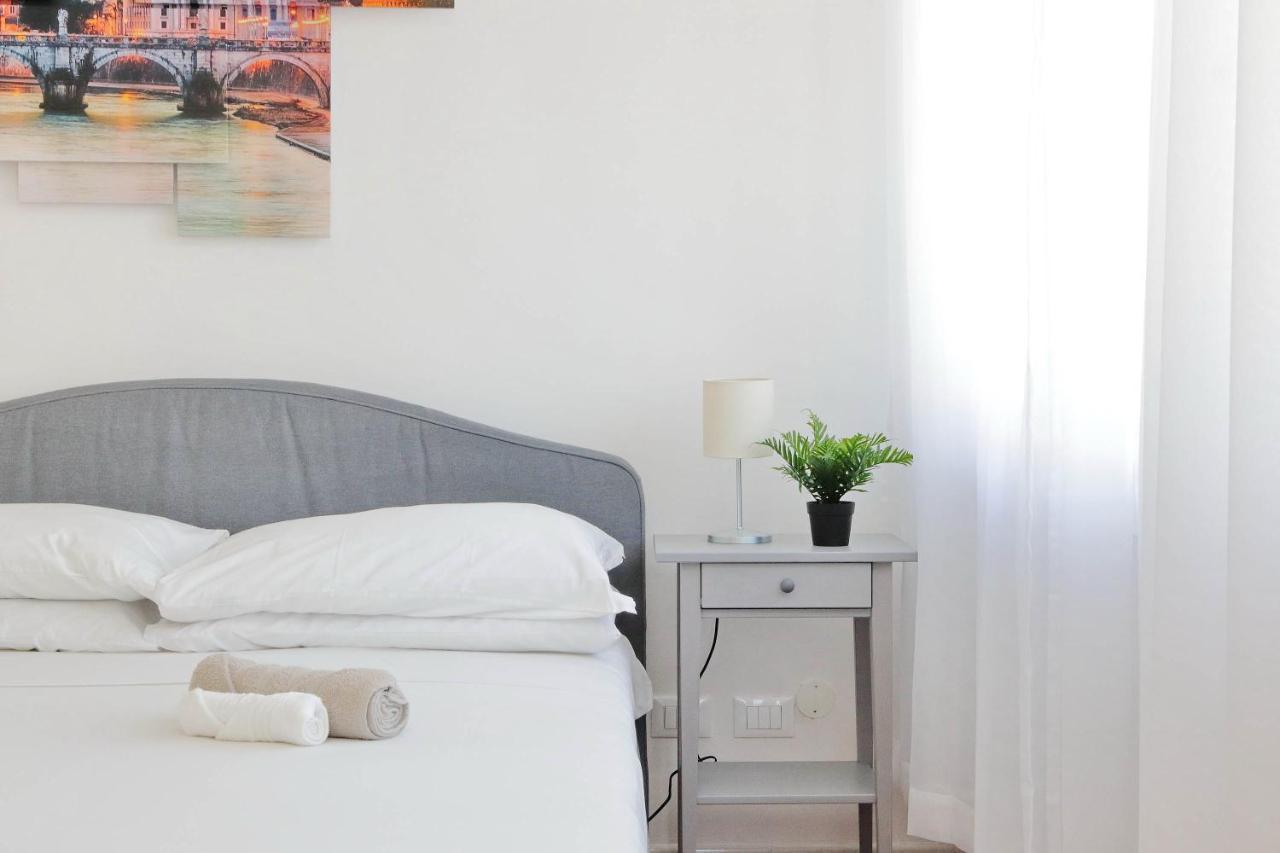 Zucchi Rooms Ρώμη Εξωτερικό φωτογραφία